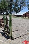 John Deere 3pt Hydr Single Mast Forks, 57" Forks