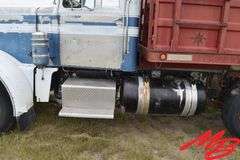 1973  Peterbilt  359 Truck