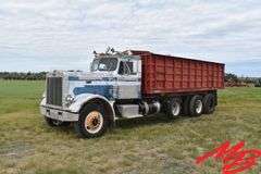 1973  Peterbilt  359 Truck