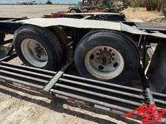 2006 Custom Built 30' Sprayer Trailer