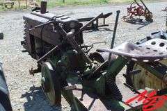 John Deere  H Parts Tractor