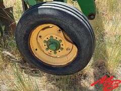 John Deere 995 6-Bottom Switch Plow