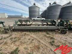 2009 Pickett 15' Combine Platform & Bean Pickup Head *Fits John Deere combines
