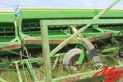 John Deere 9450 Hoe Drills (6) 10'x 10"