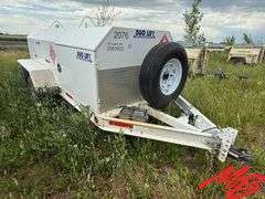 2014 Duo-Lift 750-Gallon Fuel Trailer