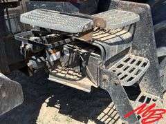 Case-IH 8920 MFWD Tractor w/Great Bend Loader