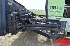 Grouser 4100 6 Way Hydraulic Dozer 16'