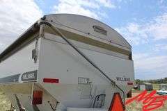 Willmar Super 800 Fertilizer Spreader