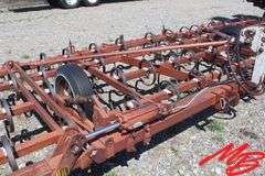 Noble  Cultivator  26'