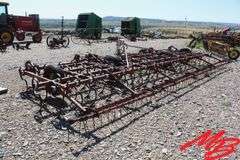 Noble  Cultivator  26'