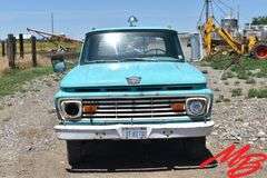 Ford  F260  Reg Cab 4x4 Flatbed Pickup
