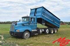 1997  Kenworth  T600 Truck