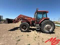 Case-IH 8920 MFWD Tractor w/Great Bend Loader