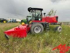 Massey Ferguson Hesston WR9870 Windrower