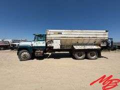 1981 Ford LT8000 Truck