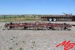 Noble  Cultivator  26'