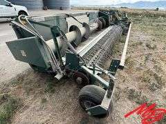 2009 Pickett 15' Combine Platform & Bean Pickup Head *Fits John Deere combines