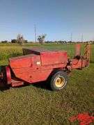 New Holland  320 Small Square Baler