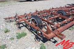 Noble  Cultivator  26'