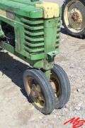 John Deere  H Tractor w/Narrow Front