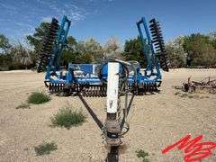 34' New Holland SG110 FlexiCoil Packer