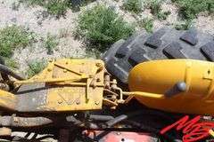 Case  580  BackHoe w/79" Front Bucket & 18" Backhoe Bucket