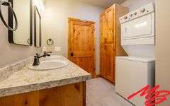 521 Ayla Lane Cody, WY 82414-$1,190,000.00