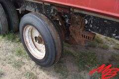 1973  Peterbilt  359 Truck