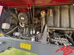 Massey Ferguson Hesston WR9870 Windrower