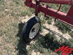 300 Gallon 3-Pt Sprayer, 32' Folding Booms, Hydraulic Pump