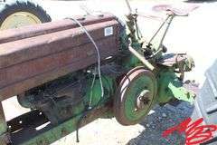 John Deere  H Parts Tractor