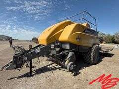 2008 Challenger by Hesston LB44B Big Baler