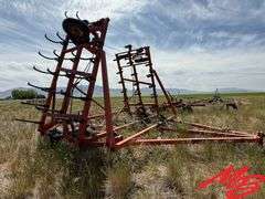 38' Hesston 3210 Field Cultivator, Hydraulic Wings