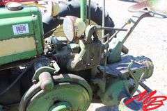 John Deere  H Tractor w/Narrow Front