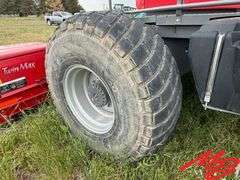Massey Ferguson Hesston WR9870 Windrower