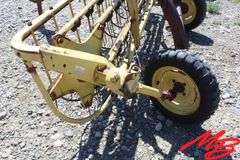 New Holland 256 Side Delivery Rake 10'