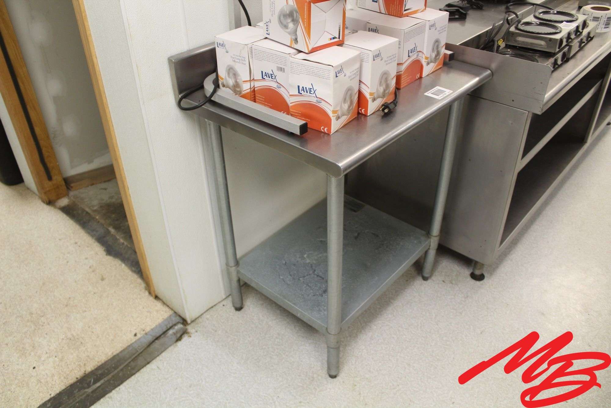 SS Work Table 30x24x35, lower shelf