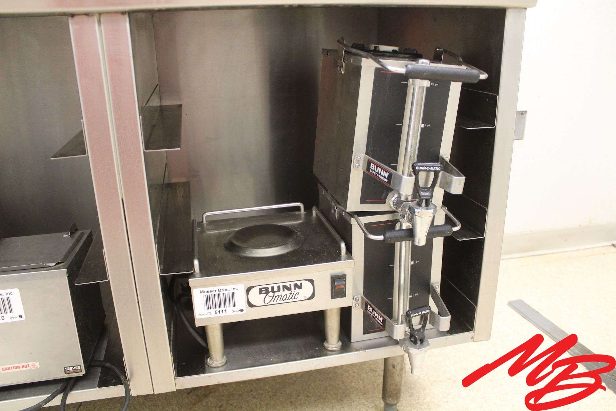 2 Bunn Hot Liquid Dispensers & Bunn-Omatic Hot Plate