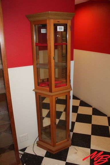 Curio Display Case, lighted, 4 sided, 71x20