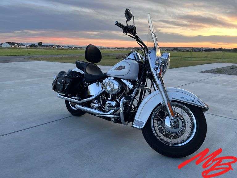 2007  Harley-Davidson  FLSTC Heritage Classic Softail (11,533miles)  Motorcycle