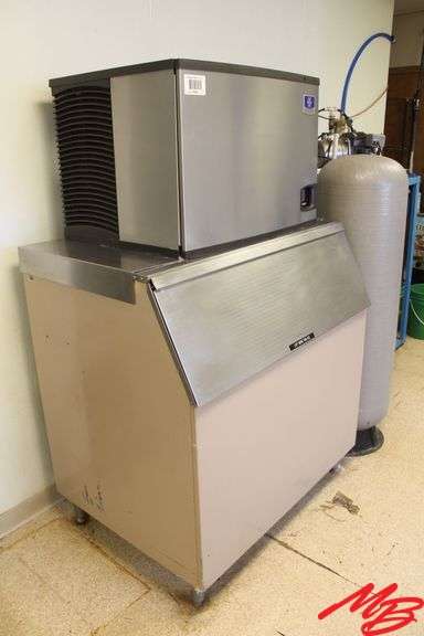 Manitowoc Ice Machine and Bin