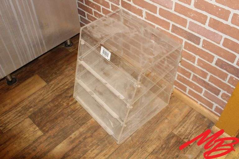 Plastic Pastry Display 19x18x21