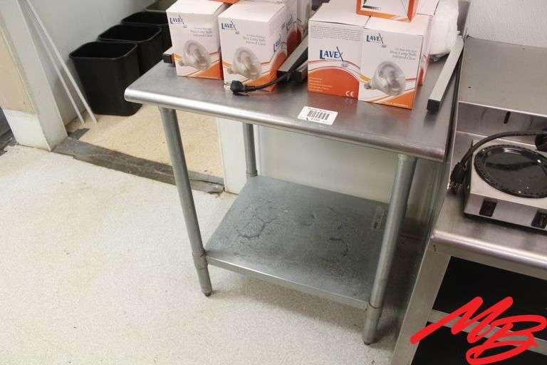 SS Work Table 30x24x35, lower shelf