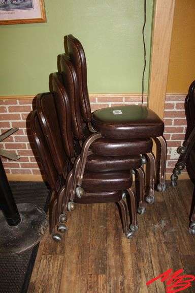 5 Rolling Chairs
