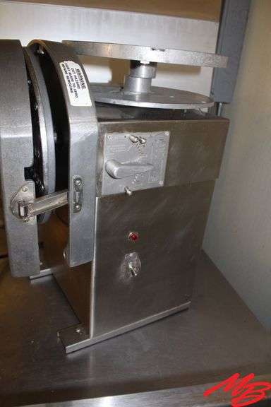 Qualheim High Volume Vegetable Slicer