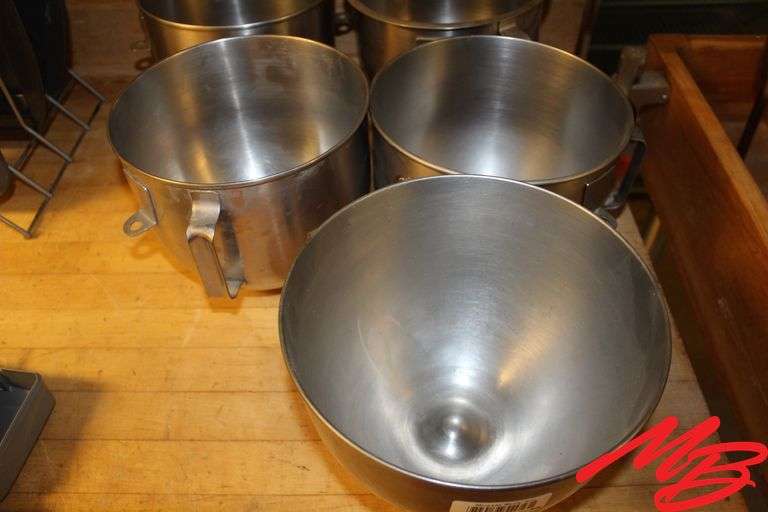 (5) KitchenAid SS Mixing Bowls w/Handles, 8.5" round x 6.5" deep