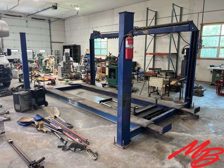 Eagle 4-Post Car Lift