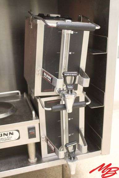 2 Bunn Hot Liquid Dispensers & Bunn-Omatic Hot Plate