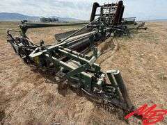 2004 Pickett 12-Row One-Step Bean Cutter