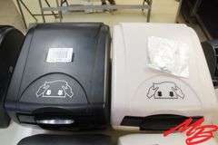 2 Towel Dispenser & 3 Toilet Paper Dispensers
